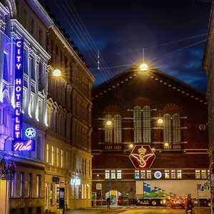 Otel Nebo, Kopenhag